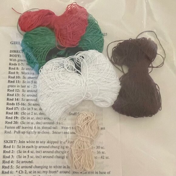 Crochet Kit Christmas Bears Ornaments Banar Designs Vintage Un-Opened Package - Picture 6 of 8